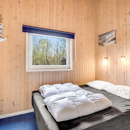 Binta - 800m From The Sea By Interhome * Bøtø By