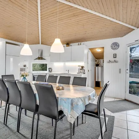 Holiday home Binta - 800m From The Sea By Interhome *